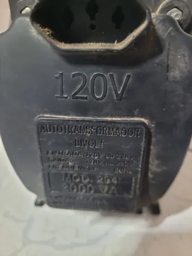 Transformador 127 para 220