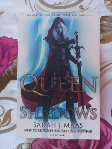 Desapego Livro Queen of Shadows (Série Trono de Vidro)