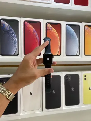 APPLE WATCH SÉRIE 5 40MM