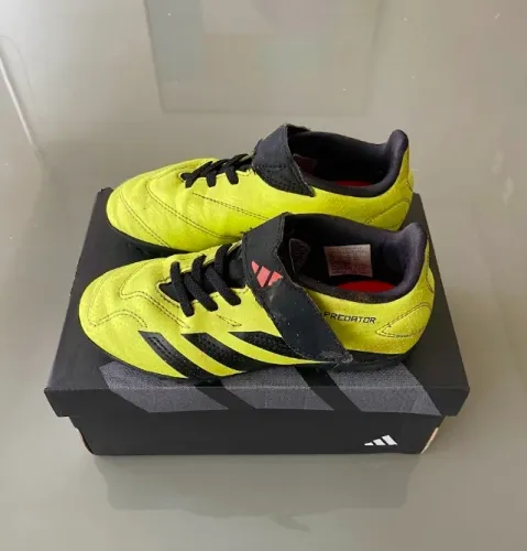 Chuteira Society Adidas Predator Infantil