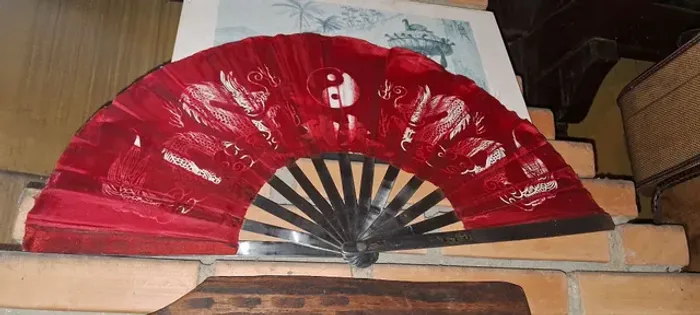 Antigo e Belíssimo Leque Oriental 