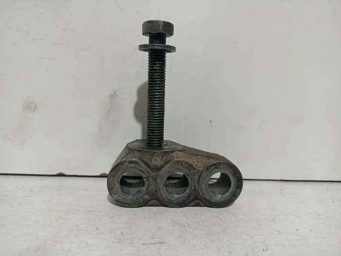 Suporte do Calço do Motor Direito GM Astra Zafira Vectra Elegance 2.0 8V Original c/parafu