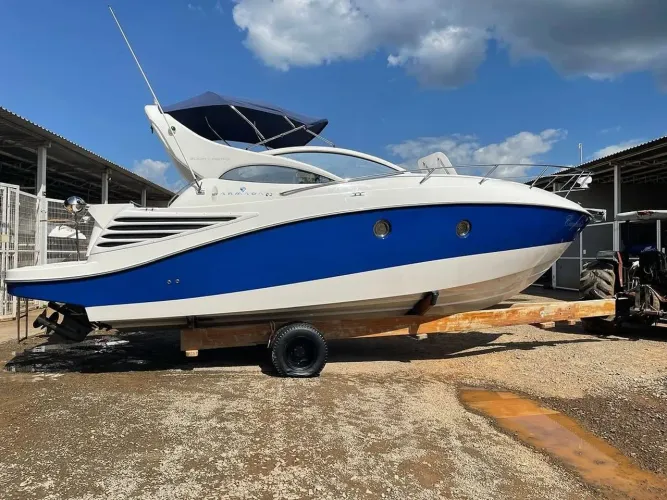 Armada 300 - 2011 x1 Volvo Penta 375 HP ñ Phantom Ventura Fs Triton Armatti 