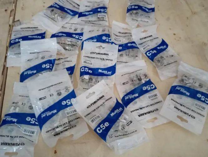 Conector fêmea multlan cat5e blindado 