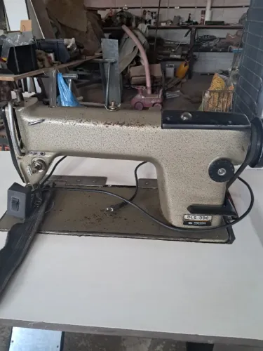 Máquina costura reta daewoo indústria 