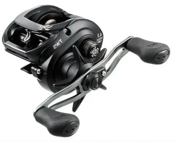 CARRETILHA DAIWA TATULA 150, ESQUERDA, MODELO 2024