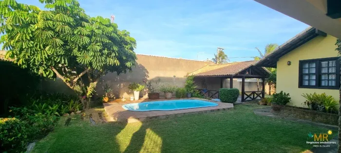 Casa maravilhosa em Grussai, com piscina, e espaço gourmet excelente