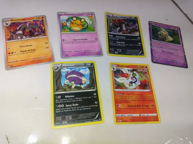 Cartas Pokémon - Edição Golpe Decisivo kit bem legal pra coleção