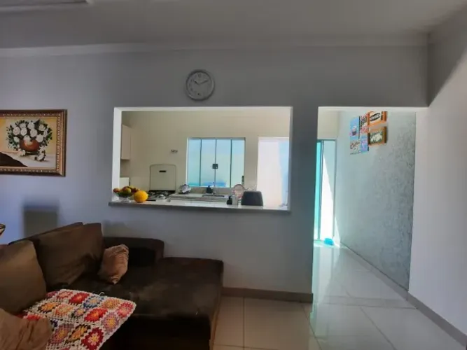 Casa com 2 quartos 1 suite Jd Paulsita Maringá Pr