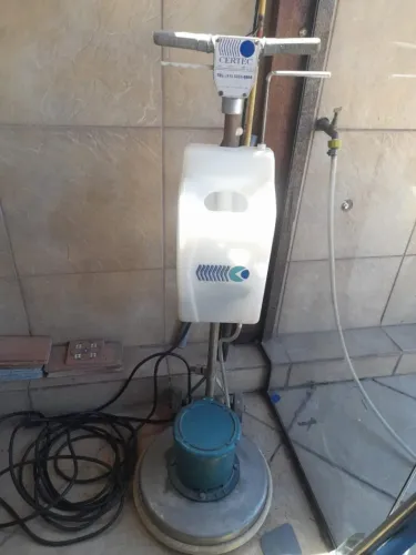 REMOVEDORA DE CERAS E OUTRAS SUJIVIDADES CERTEC