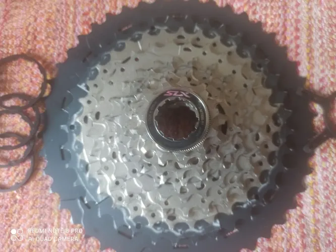 Cassete 11v Shimano SLX semi-novo 