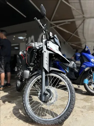 YAMAHA XTZ 250 LANDER CONNECTED