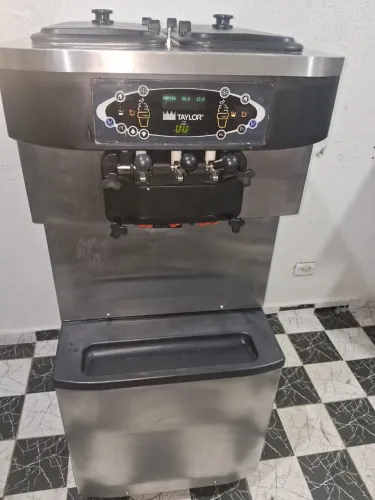 Máquina Taylor C713 sorvetes
