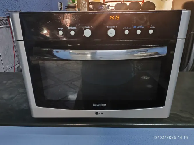 Forno Multifuncional Microondas LG SolarDOM