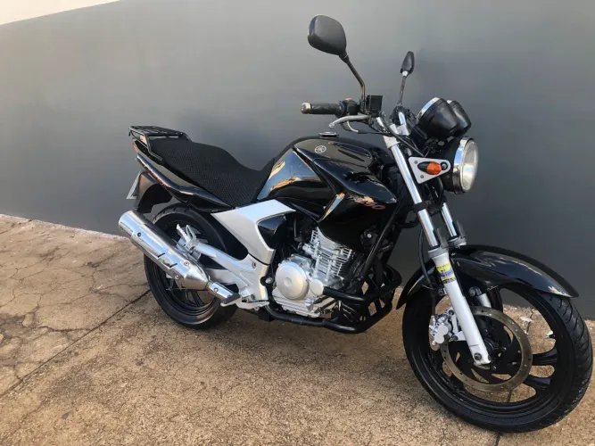 Vendo ou troco por Moto Yamaha Fazer 250 2008 c/ 2025 Pago Extra