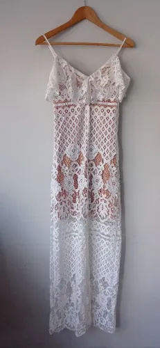 Vestido longo de renda branco