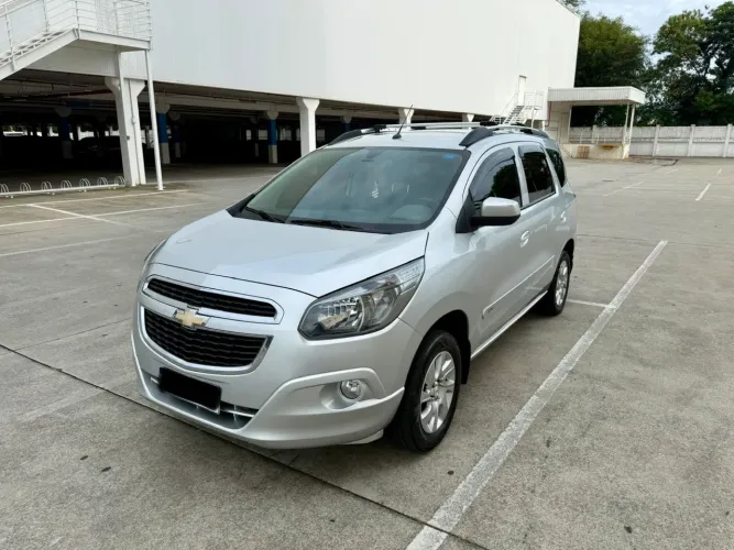 Spin LTZ 1.8 7 lugares automática