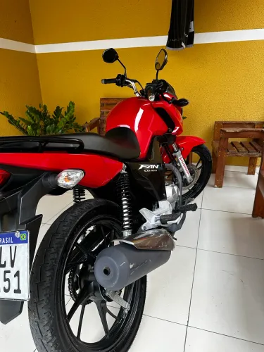 Honda Fan 160 - Único Dono, 20.000 km, Nova e Quitada