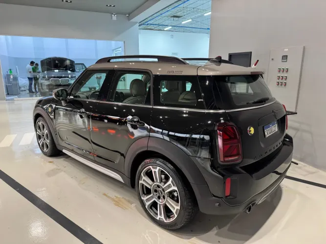 MINI COOPER EDIÇÃO LIMITADA 