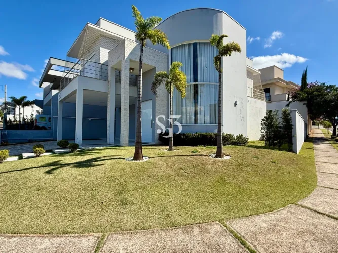 CASA BELÍSSIMA À VENDA EM CONDOMÍNIO - VALINHOS,SP
