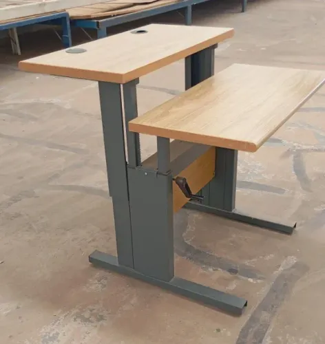 Mesa Ergonômica com Regulagem de Altura cor bege
