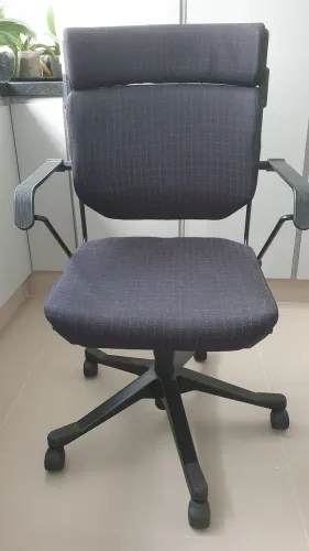 Cadeira diretor ajustável