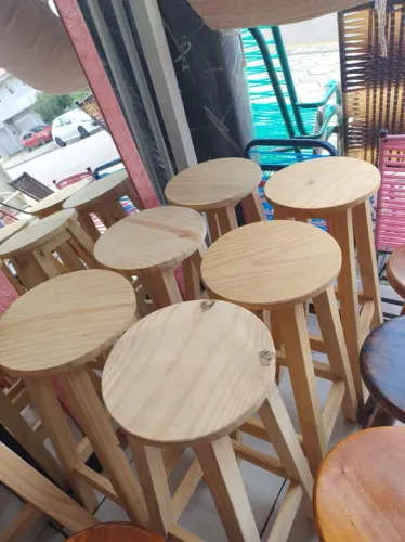 Banqueta altas madeira novas