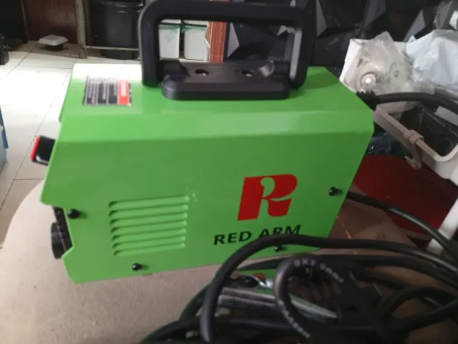 Solda Red Arm