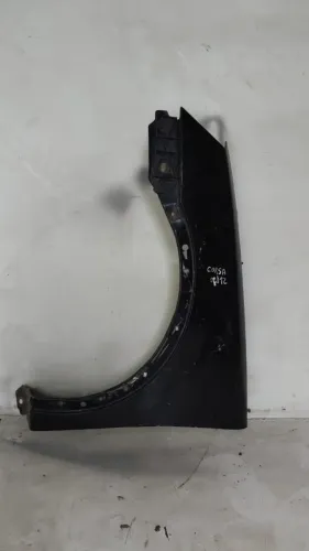 Para lama lado direito Chevrolet corsa 2002 2012