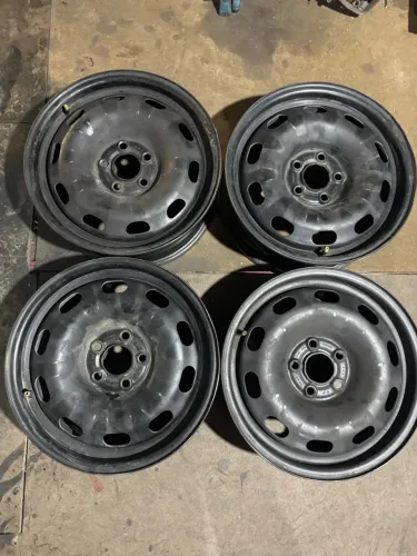 Roda de ferro ARO 15  5x100 VW 