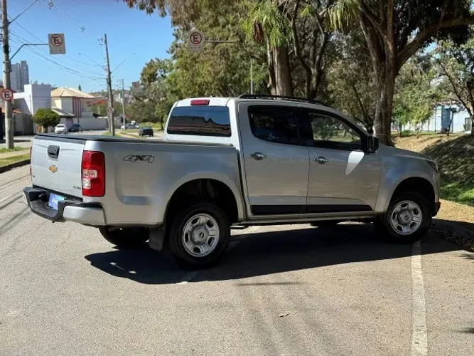 Chevrolet S10 Pick-up LS 2.8 TDI 4X4 CD Dies. Mec. 2021