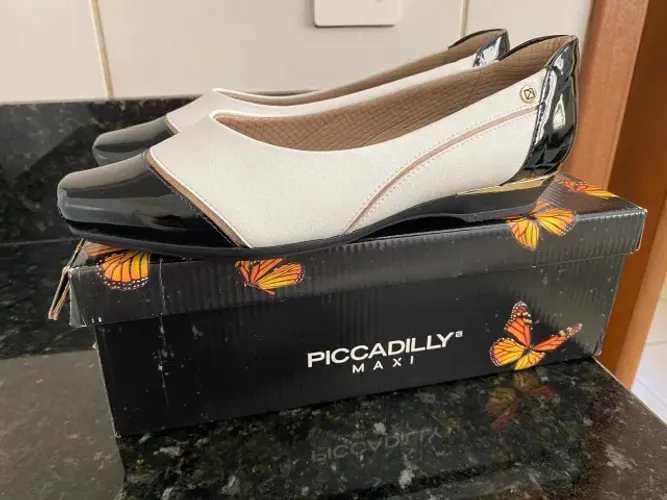 sapato picadilly