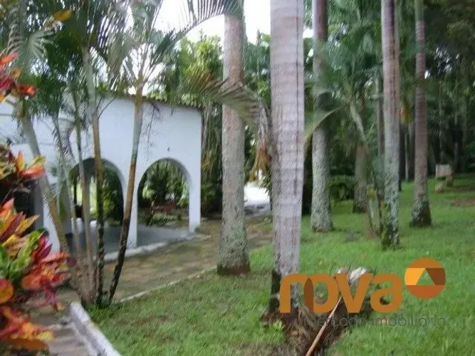 CHACARA VARGEM BONITA,13.840,00 M² , NO ASFALTO.