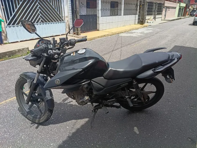 Moto Yamaha fazer 150