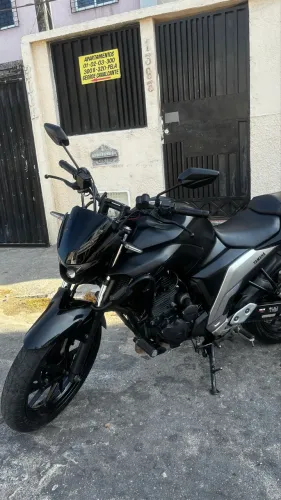 Fz25 ano 2022-2023 
