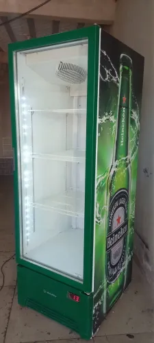 Freezer vertical expositor Metalfrio