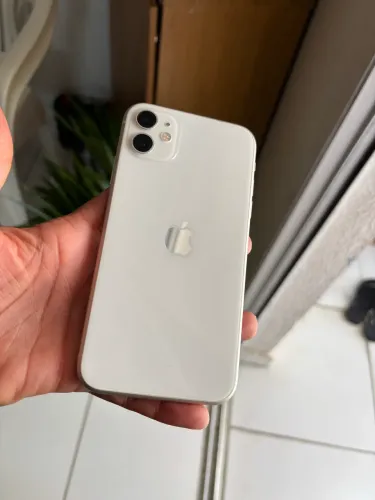 iPhone 11 - 64G