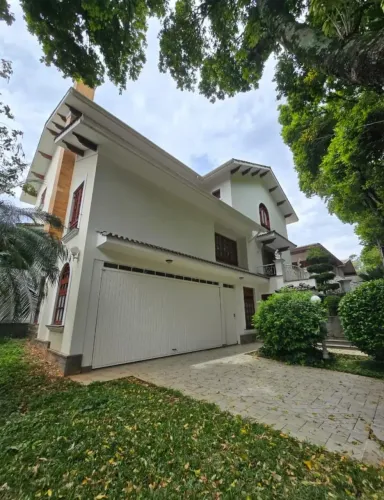 CASA NA SUPER QUADRA MORUMBI! CONDOMÍNIO FECHADO  LOCAÇÃO