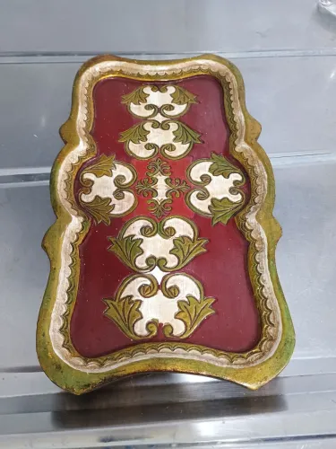 Mini bandeja decorativa antiga.