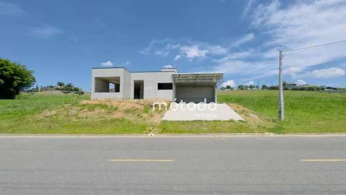 Casa à venda, 300 m² por R$ 1.500.000,00 - Parque Residencial Jequitibá - Jacareí/SP