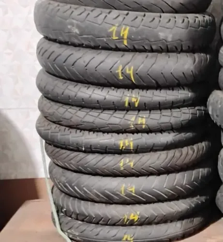 Pneu de Moto Aro 14 Usado - Ótimo Estado