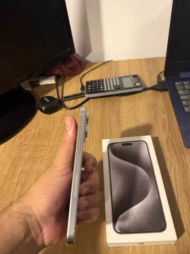 iPhone 15 pro Max - 256gb - 85%