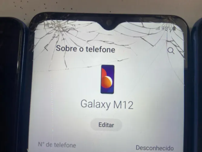4 aparelhos Samsung M12