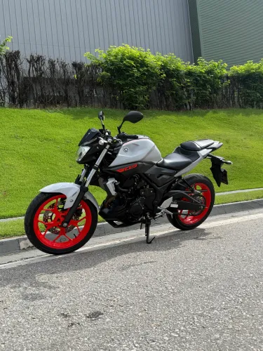 Vende-se MT03 ano 2020