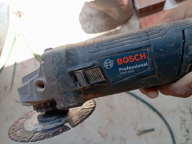 Vendo lixadeira Bosch