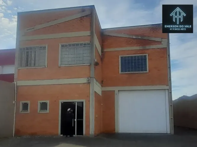 Casa com 6 Quarto(s) e 5 banheiro(s) para Alugar, 420 m² por R$ 33333 / Mês