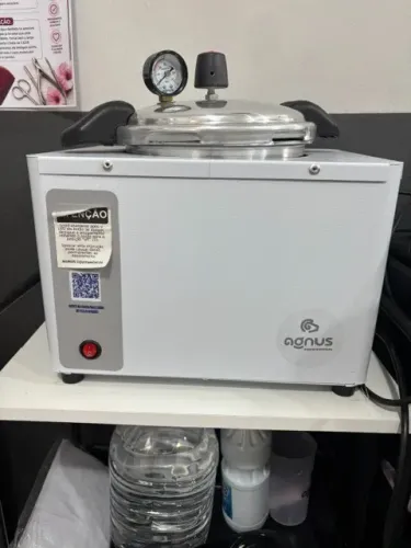 Autoclave Manicure