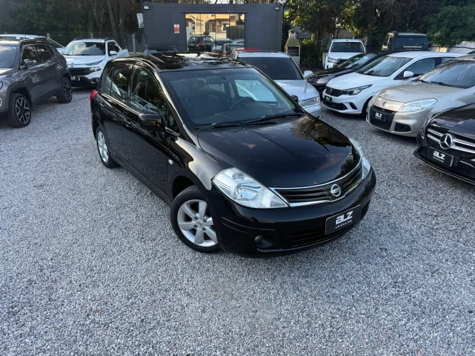 Nissan Tiida SL 1.8/1.8 Flex 16V Aut. 2011