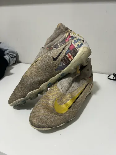 Chuteira Nike Campo Phantom GX Elite FG "Kane?