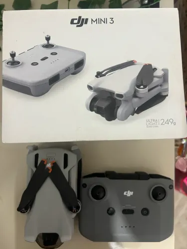 Drone Dji Mini 3 Standard (sem Tela) Br - DJI038